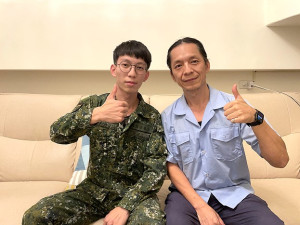 穿軍服讚！　南竿守備大隊隊本連下士汪維鴻