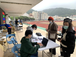 第7屆馬祖馬拉松明日開跑,3日、4日開放選手現場領取物資。(圖/文:馮紹夫)