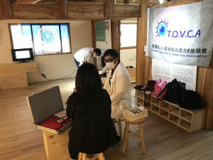 臺灣視光視力保健學會9日為南竿、北竿學生提供免費配鏡服務，點亮孩子視窗，擁有更清晰未來。（圖／文：吳嘉榮）