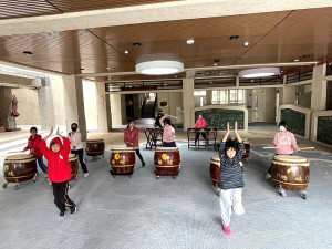 　緊鑼密鼓。（圖與文：陳鵬雄）