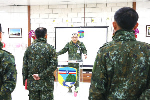 指揮官期許晉任人員重視團隊和諧。(圖:鍾惟同)