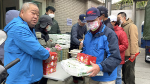 東莒元旦升旗暨健行活動,鄉親大力捧場,用行動來支持活動。(圖/文:蔡夢玲)