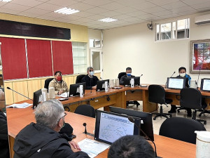 　針對未來馬祖海運航線規劃，航港局長葉協隆4日與縣府進行會議。（圖／文：馮紹夫）