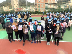 連江縣111學年度國中小SCRATCH縣內初賽評選完成,中正國中小頒獎表揚獲獎學生。(圖:中正國中小)