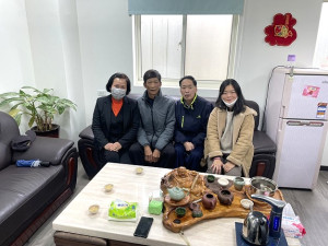 解決莒光貨運、客運問題,莒光鄉長陳樂禮、鄉代會主席史麗彬、副主席陳彥岑前往南竿拜會交旅局局長林長青、連江航業董事長朱秀平、南北海運董事長陳開壽,尋求解決之道。(圖/文:宋幸儒、莒光鄉公所)
