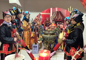 東莒熾坪境福德正神十三暝遶境大遊行,全島總動員。(圖/文:蔡夢玲)