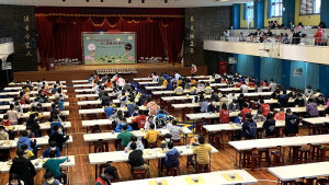 介壽國中圍棋隊參加111學年度中等以下學校圍棋運動錦標賽,與全國段位學生棋手同場競技。(圖:介壽國中小)