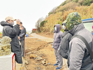 國發會112年度地方創生推動,國土處副處長呂登元訪視地方及參與112年北竿擺暝文化祭。(圖:海大地方創生北區推動中心)