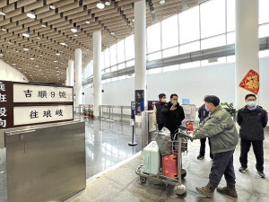 金馬地區民眾春節小三通交通專案6日結束,馬祖航線總計往返433人,7日起每週4航次常態實施。(圖/文:馮紹夫)