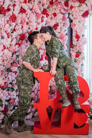 穿軍服讚！　馬防部反甲連／中士陳柏憲