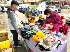 　馬祖家扶中心新春義賣活動，籌募助學金幫助弱勢兒少安心上學。（圖：馬祖家扶中心）