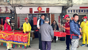 馬祖擺暝壓軸,西莒田澳境迎接陳元帥到府作客,陣容浩大,場面十分熱鬧。(圖/文:宋幸儒)