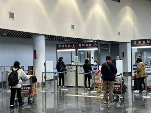 馬祖小三通10日起常態化實施,10日出境22人,入境4人。(圖/文:馮紹夫)