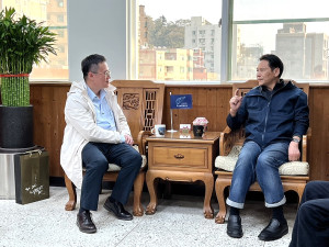 南北之星再創銷售佳績,今年4月到6月訂位率已達8成;董事長周昀生9日拜會縣長王忠銘。(圖/文:馮紹夫)