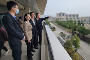 縣長王忠銘20日下午考察琅岐港並與馬尾區人民政府交流,透過政策改善提高民眾琅岐線搭乘意願。(圖:連江縣政府)