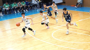 介壽國中出賽111學年度國中乙級籃球聯賽複賽,首戰41比57不敵桃園大竹國中。(圖:介壽國中)