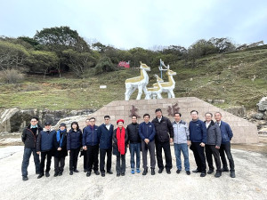 　立法院交通委員會及交通部前往大坵考察梅花鹿生態及觀光發展。（圖／文：陳鵬雄）