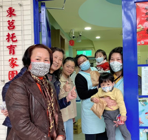 莒光鄉代會30日前往東莒國小祝賀孩子們兒童節快樂並獻上午後點心。(圖/文:蔡夢玲)