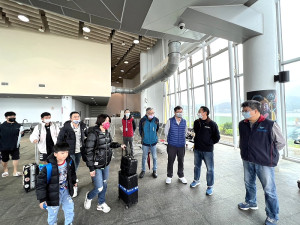 　清明連假收假5日海空疏運，臺馬之星上午開航載運548人返台。（圖／文：馮紹夫）