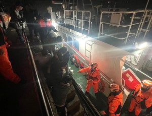 　1名東引鄉親8日凌晨頭部外傷，海巡協助轉診南竿。（圖：馬祖海巡隊）