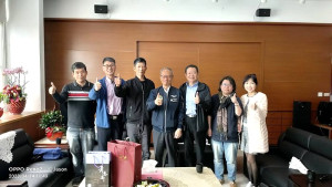 關心離島地區公務人員流動率偏高問題,考試院考試委員及考選部長專程拜訪莒光鄉鄉長陳樂禮,研議解決之道。(圖/文:宋幸儒、莒光鄉公所)