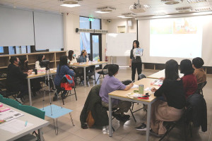　連江縣家庭教育中心辦理推展親子共學閩東語人員培訓課程，推動親子之間的閩東語學習和使用。（圖／文：吳嘉榮）