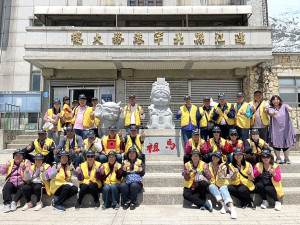 橋仔三合殿廟委會5月3日組團赴大陸梅花鎮正乙玄壇公廟進香祝壽。(圖/文:陳鵬雄)