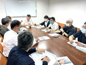　馬防部運輸連位於福澳港區，立委陳雪生5日召開協商會議，為港區建設發展計畫遷移至9號據點。（圖：立委陳雪生辦公室）