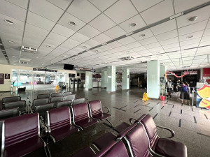 　台電電力基礎台因地基淘空傾倒，6日造成清水、福澳兩村776戶停電。（圖／文：馮紹夫）