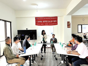 實踐大學社會責任,國立臺灣海洋大學產業人才培育基地12日正式掛牌。(圖/文:馮紹夫)