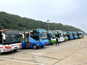 　傾巢而出。（圖與文：陳鵬雄）