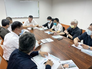 陳雪生5日召開馬防部運輸連福澳營區搬遷可行性協調會議。圖:立委陳雪生辦公室