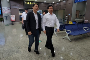 縣長王忠銘16日率團赴陸交流,福建省台辦三通處長李忠惠接待歡迎。(圖:縣府)
