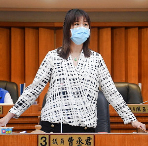 　議員曹丞君進行質詢。（圖／文：曹重偉）