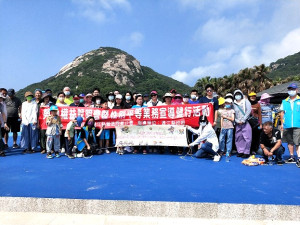 　民政處北竿舉辦聯合業務宣導，包括職安、原民、國防安全等，呼籲業者遵守法令，避免違法。（圖：民政處）