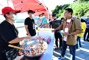 　2023東引軍事越野障礙賽，園遊會攤位開始招募，歡迎在地店家共襄盛舉。（圖：本報資料照片）