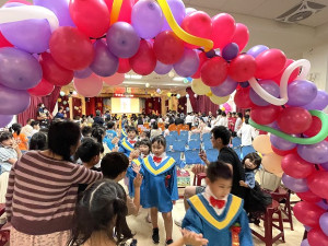 　塘岐國小17日舉辦第68屆暨附幼27屆畢業典禮。（圖／文：陳鵬雄）