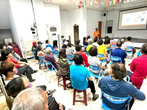 連江縣政府在四鄉五島辦理馬祖地質公園邁向國家級說明會,讓民眾瞭解規劃目標及方向。(圖:連江縣馬祖地質公園協會)