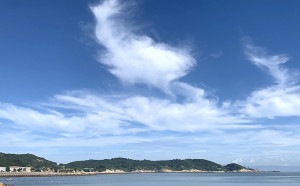 晴空萬里。（圖與文：林冰芳）