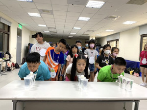 致理科技大學應用英語系抵達馬祖舉辦夏令營,地區30位孩子報名參加。(圖/文:林冰芳)