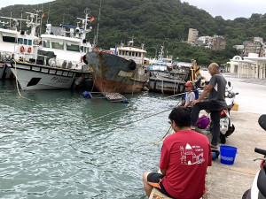 消磨時間。（圖與文：林冰芳）