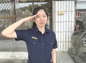 　劉佳嘉接任南竿警察所副所長，是馬祖第一位女性副所長。（圖／文：馮紹夫）