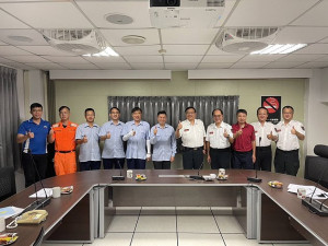 維護民眾水域活動安全,消防局會同海岸巡等單位舉辦岸際救生救難資源整合整備會議。(圖:連江縣消防局)
