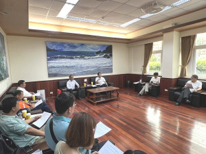 北竿各級民意代表2日上午拜會縣府,提出7項議案爭取縣府支持。(圖/文:馮紹夫)