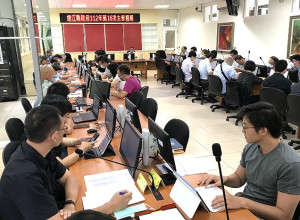 　縣府召開第16次主管週報，各單位說明各項工作推動情況。（圖／文：吳嘉榮）