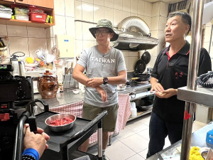 「在台灣的故事」團隊踏足馬祖,捕捉原生植物、小農種植、地方產業文化的精彩篇章。(圖:縣府)