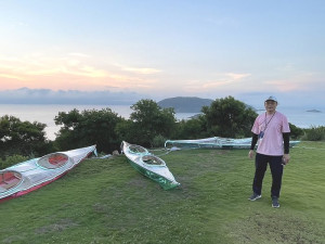 大坵暗空之夜由海大藝文中心主任謝忠恆老師操刀,在大坵分校前廣場設置日月光屋。(圖:海大/文:陳鵬雄)