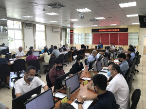 　縣府召開112年度第5次主管月報，各局處說明歷次指裁示事項進度。（圖／文：吳嘉榮）