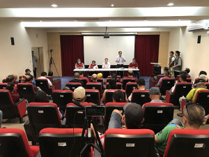　連江縣馬祖人民田產發展協會與縣長王忠銘進行座談會。（圖／文：吳嘉榮）