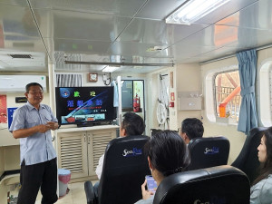 守護國境前線,連江地檢署、連江地方法院首長會同馬祖海、岸巡等相關單位代表,搭乘海巡艇PP-10072共同巡視海上轄區。(圖:連江地檢署)